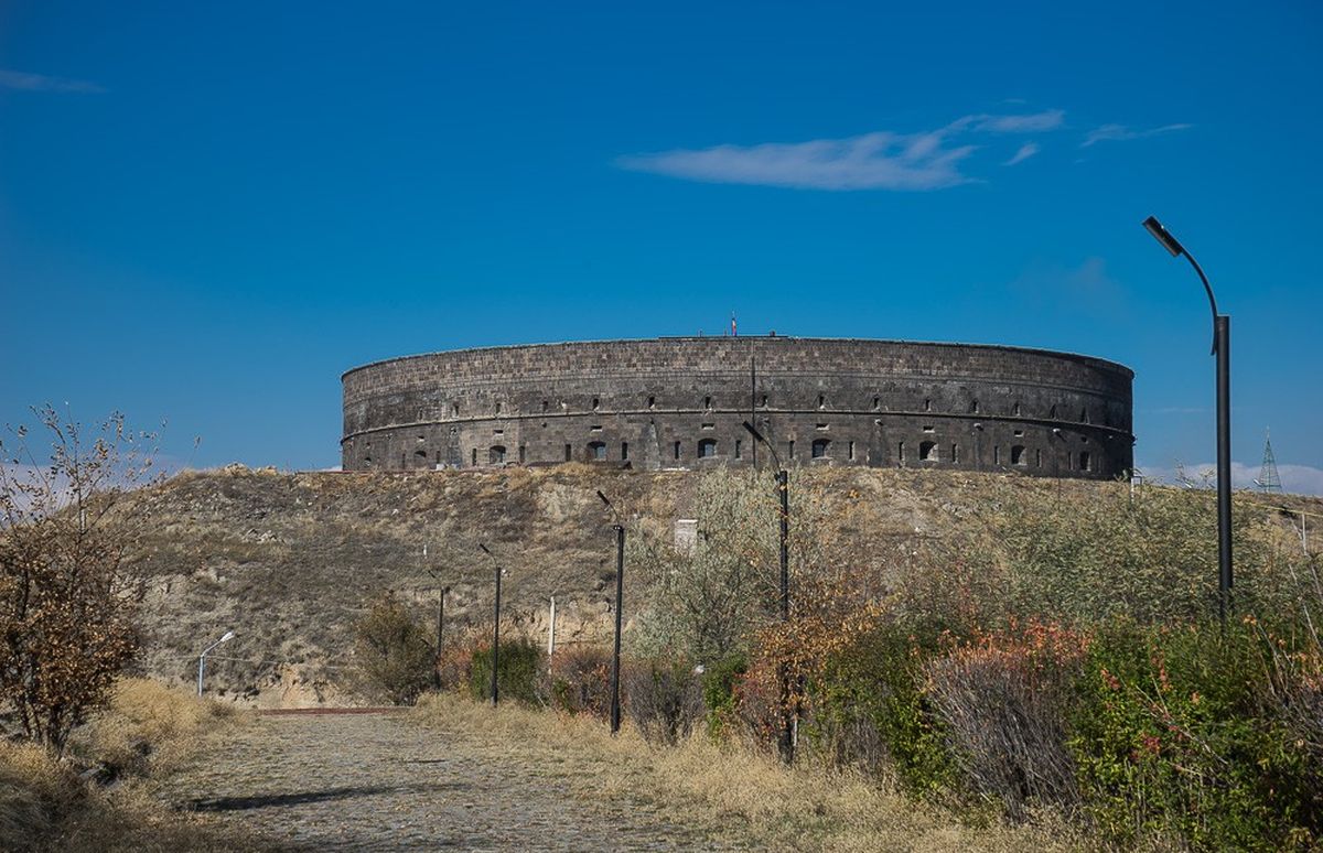 Черная-крепость-Гюмри-3.jpg