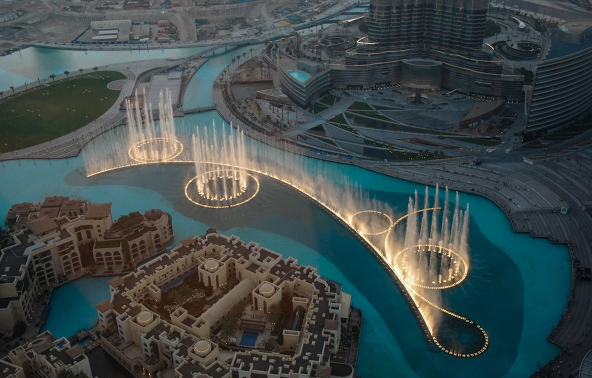поющий-фонтан-Дубай.jpg