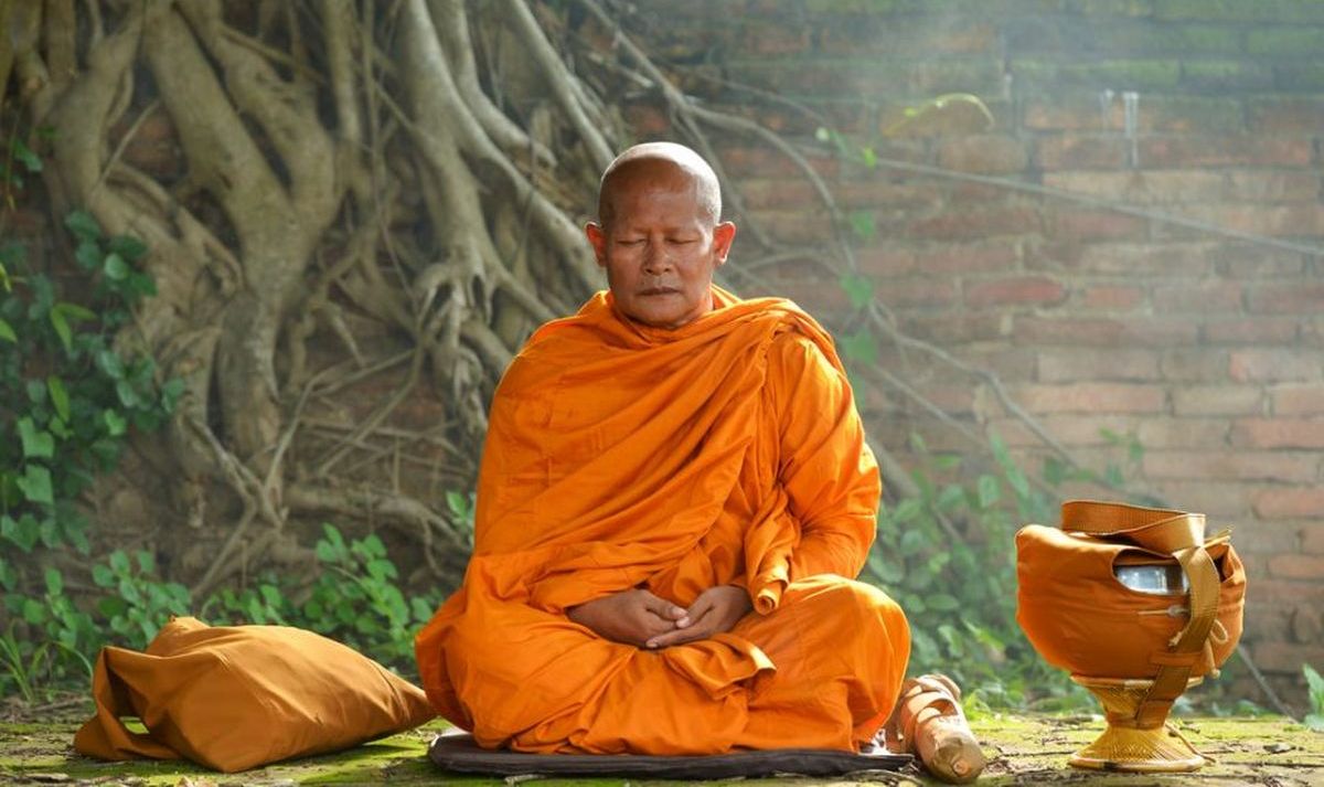 монах-Таиланд.jpg