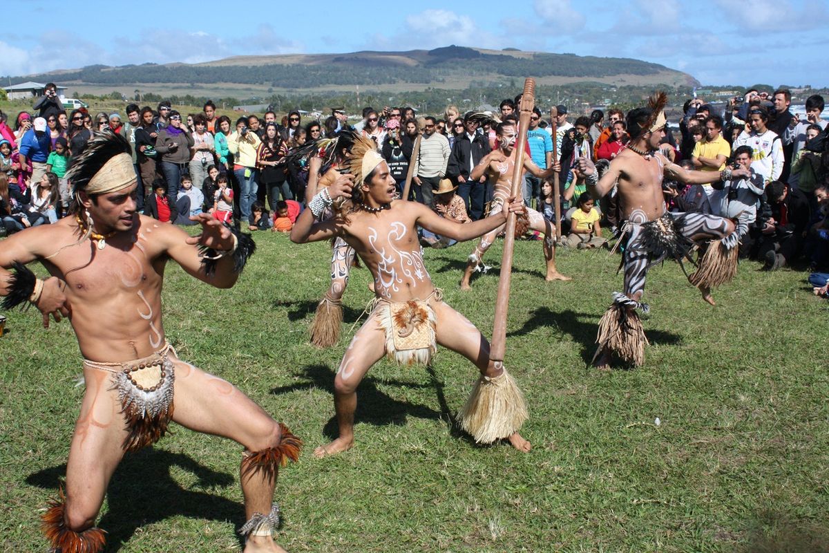 Аборигены-Остров-Пасхи-Чили.jpg