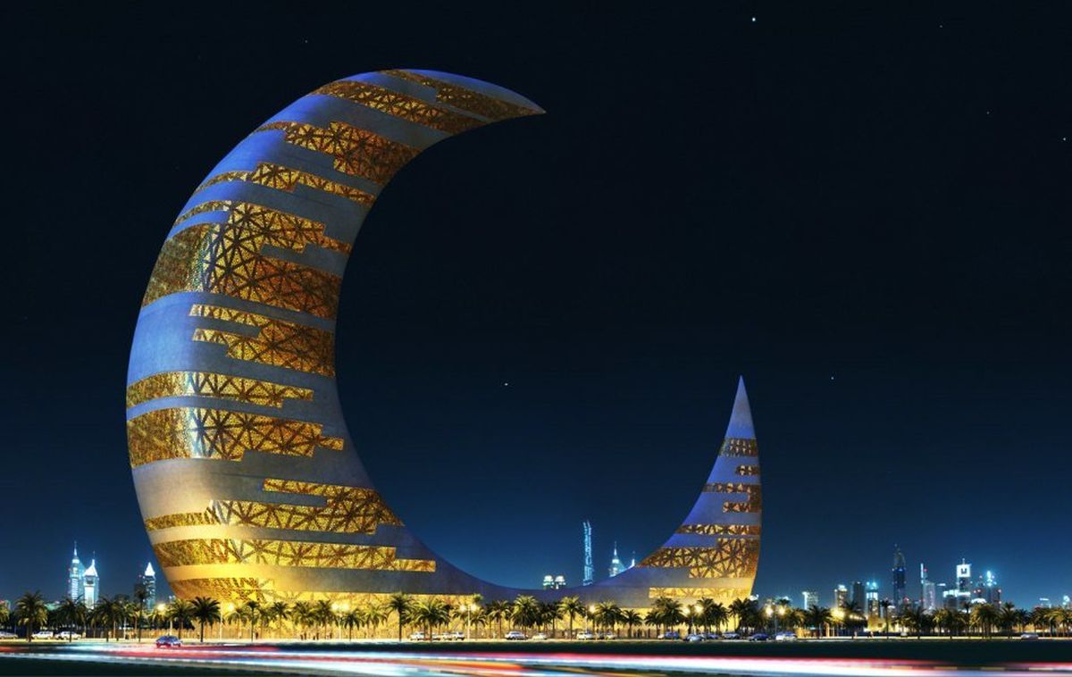 Crescent-Moon-Tower-Dubai.jpg