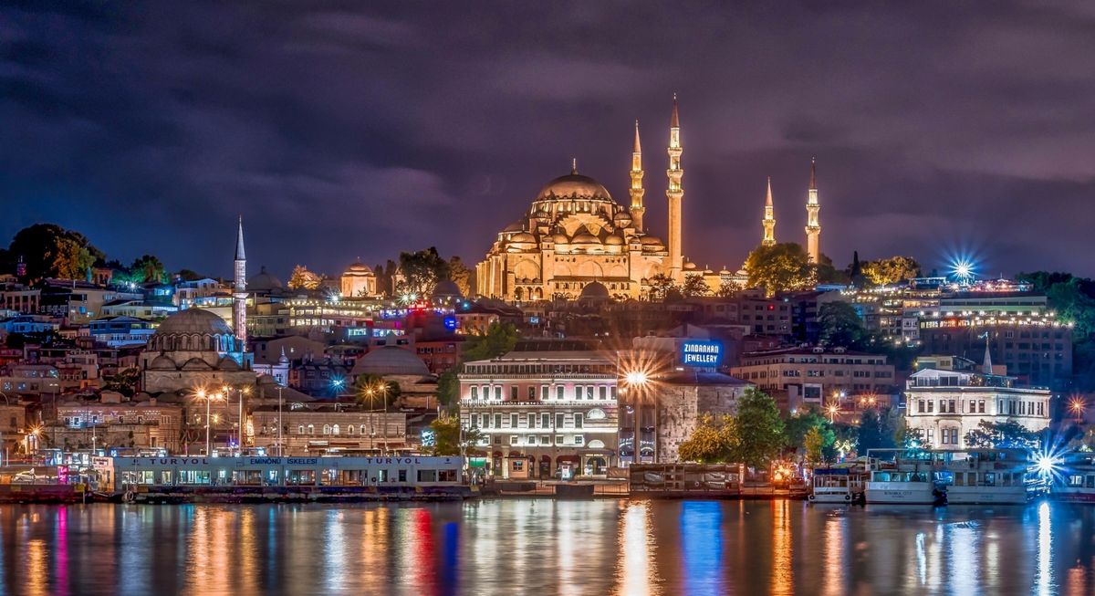 Стамбул-ночью.jpg