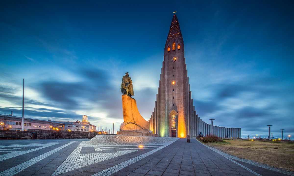 Рейкьявик-hallgrimskirkja-reykjavik.jpg
