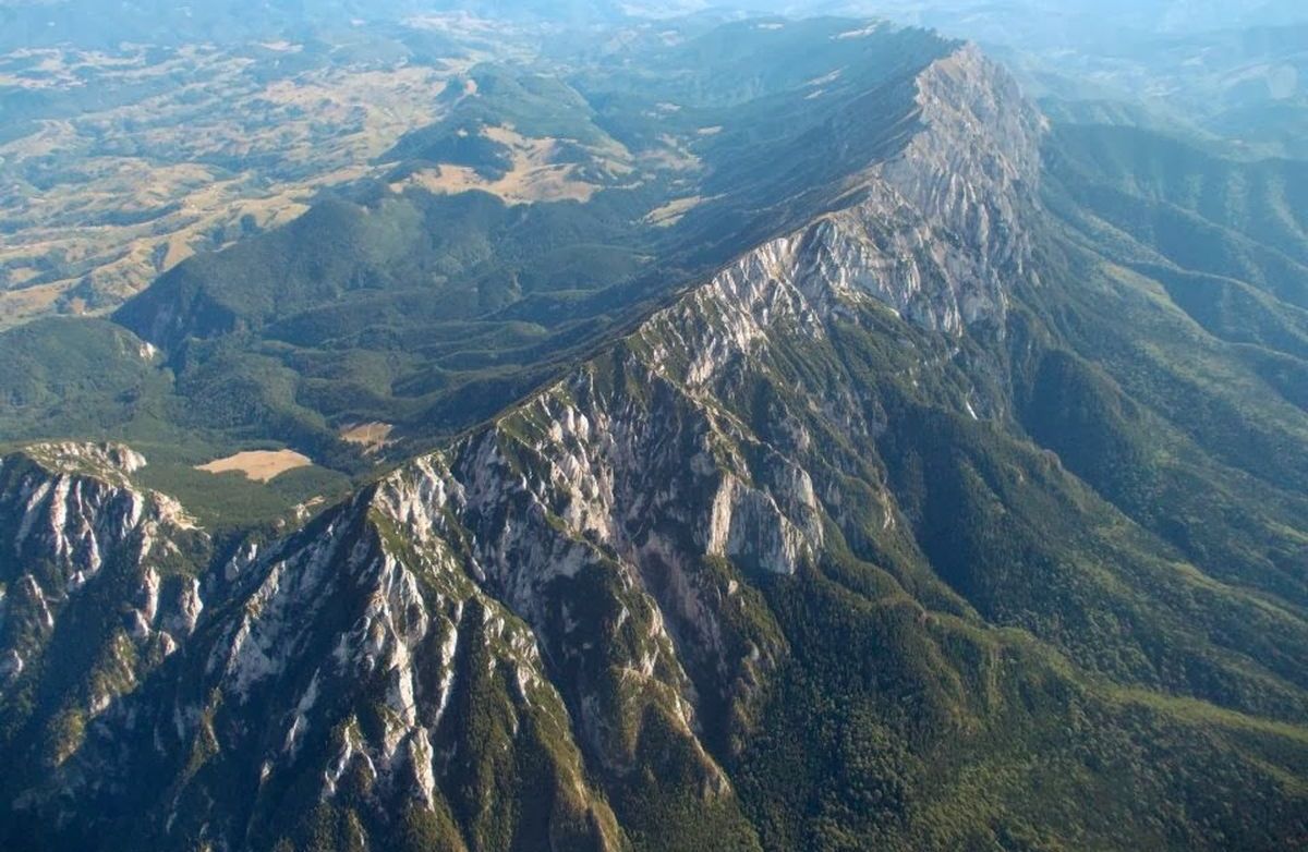 горы-Карпаты-Румыния.jpg